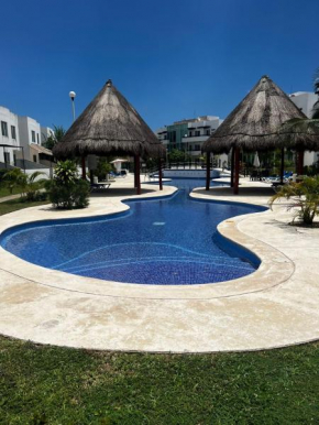 Departamento en planta baja con alberca